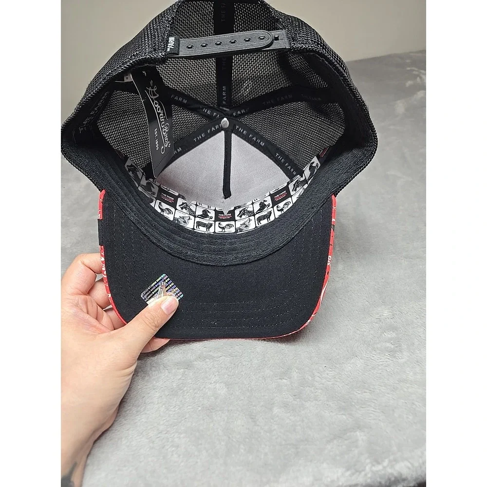 Goorin Bros The Farm Alpha Dog Red Paisley Bandana Trucker Hat SnapBack Cap OS - Picture 5 of 5